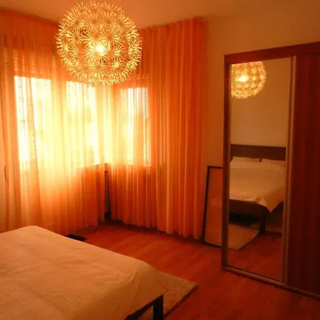 Redlotus Accommodation-old City Inter Bükreş